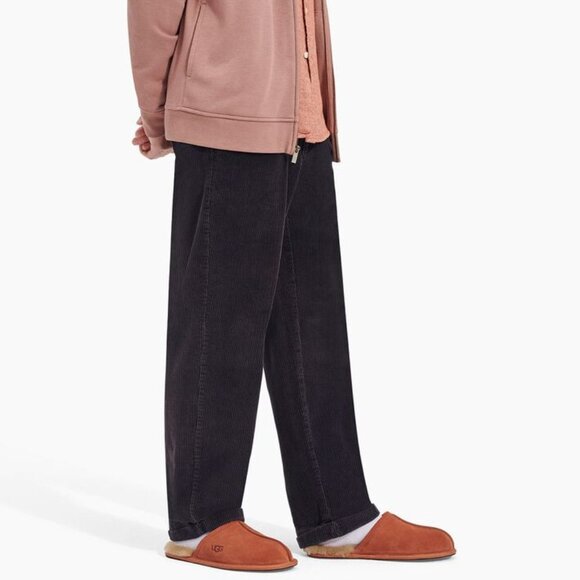 UGG Men's Scuff Slipper - Picture 3 of 3